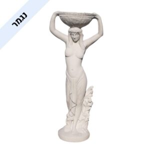 פסל איטלקי לגינה עלמת חן נושאת סל