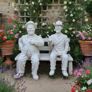 פסל השמן והרזה (לורל והארדי) לגינה