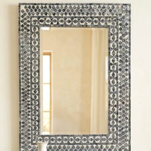 מראה מלבנית עם מסגרת פסיפס