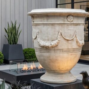 כד אבן מפוסל