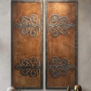 דקורציה לקיר -דלתות עץ עם פירזול ברזל דגם 2